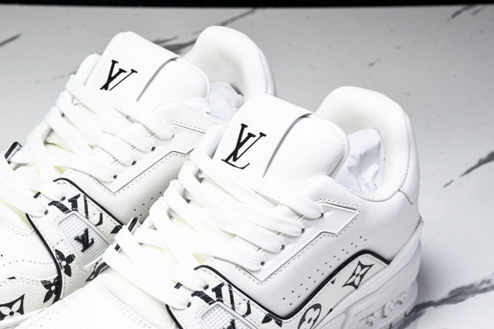 LVT  SNEAKERS   COPSHOE  L&V-trainer 15