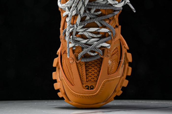 BL  TRACK -COPSHOE BL -Track 02