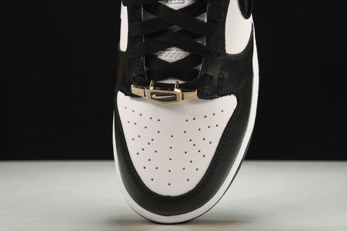 Nike Dunk Low World Champs Black White  DR9511-100