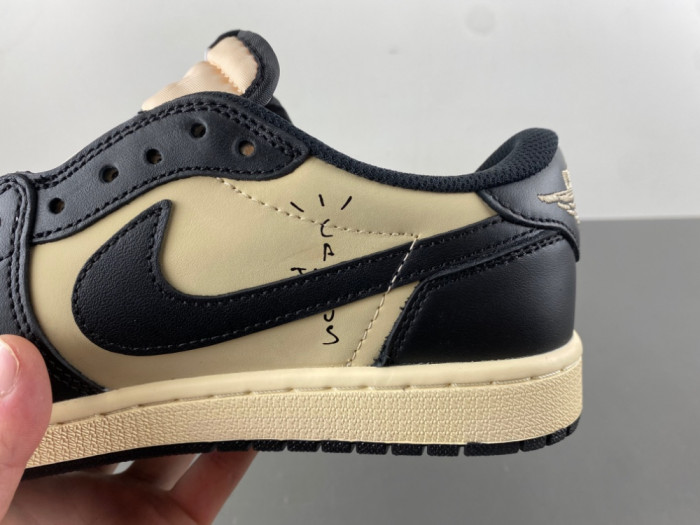 Travis Scott x Air Jordan 1 Low OG Pale Vanilla DM7866-201