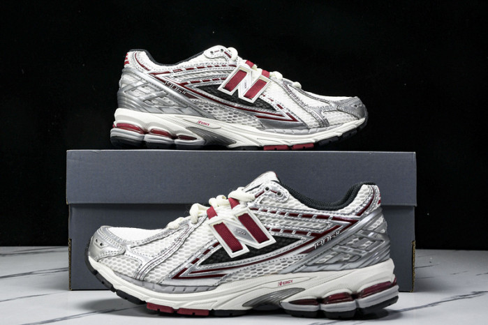 N*EW B*ALANCE COPSHOE NB-126