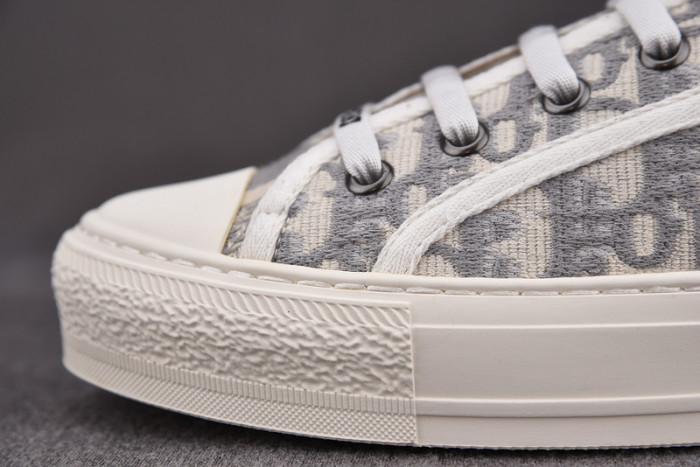 D1R*  SNEAKER  KICKZE DR-48