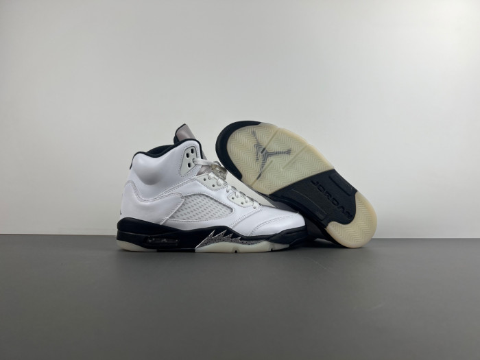 Air Jordan 5 “White Black”  DD0587-110