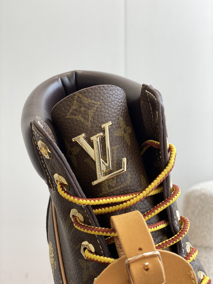 LVT BOOT COPSHOE L&V-346