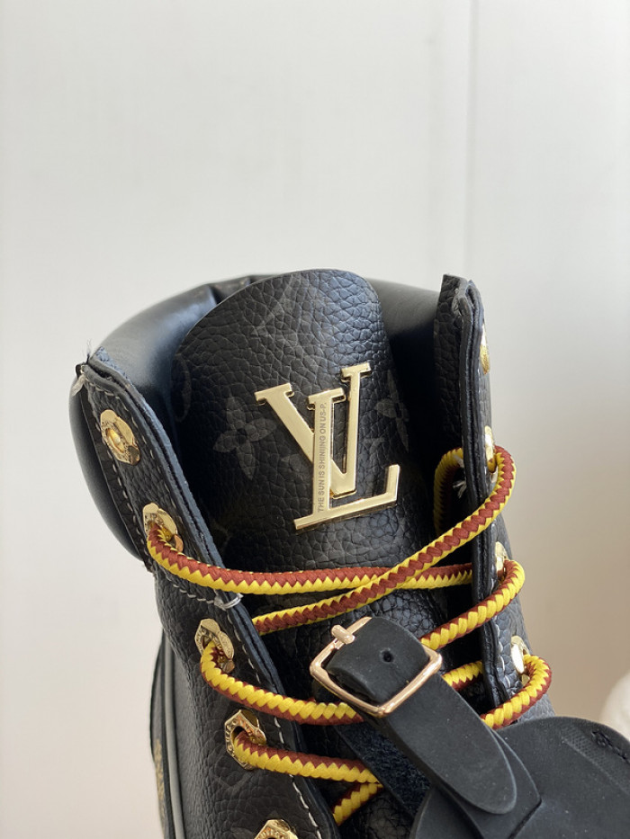 LVT BOOT COPSHOE L&V-348