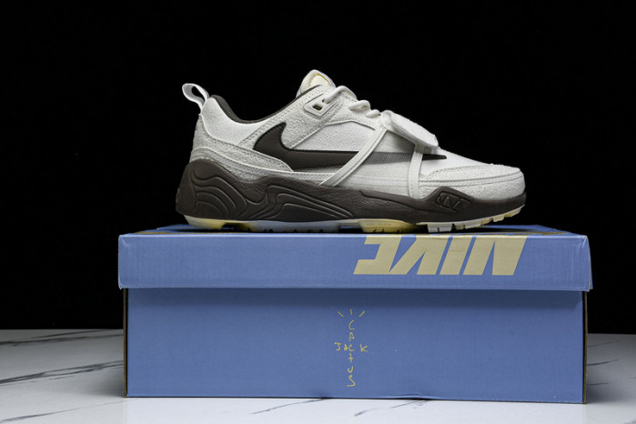 Nike Zoom Field Jaxx SP Travis Scott  HQ3061-101