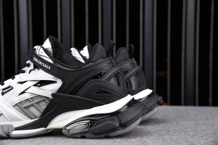 BL TRAINERS TRACK -KICKZE BL15