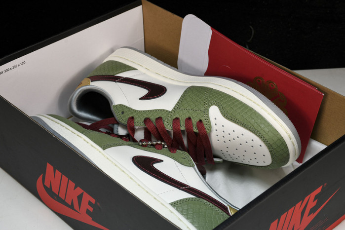 Air Jordan 1 Low OG Chinese New Year 2024 FN3727-100