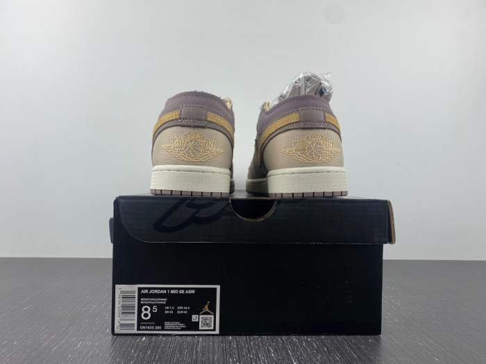 Air Jordan 1 Low "Inside Out" DN1635-200