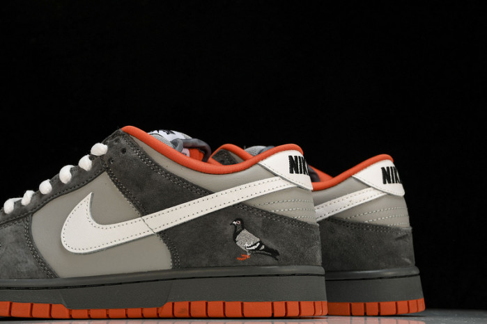SB Dunk Low Staple NYC Pigeon  - 304292-011