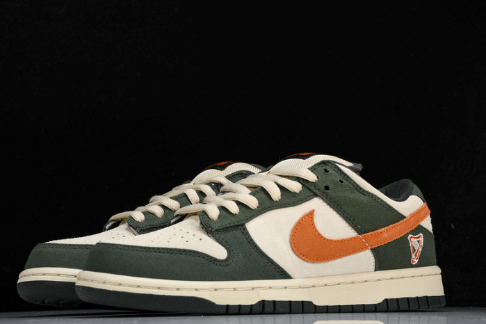 Nike SB Dunk Low Eire  - 304292-185