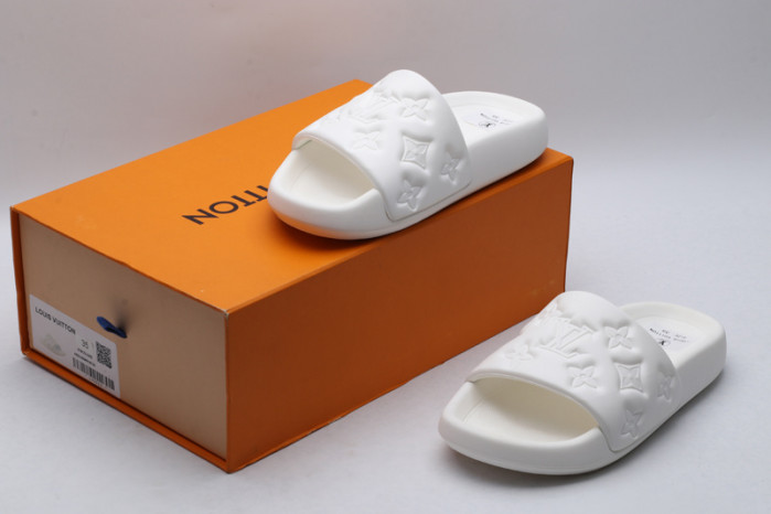 LVT SLIDE KICKZE LVS-16