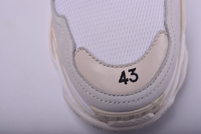 BL 17FW TRIPLE S“CREAM” 490671-W06F1-9000