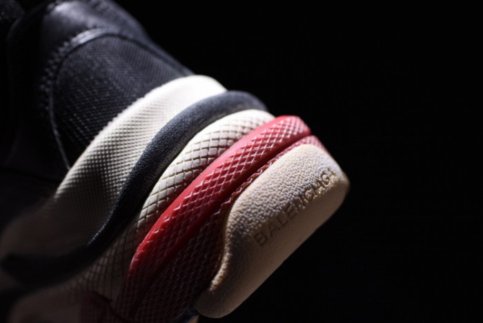 BL TRIPLE S W06E1-1000