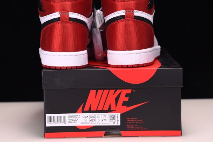 Jordan 1 Retro High Satin Black Toe - CD0461-016