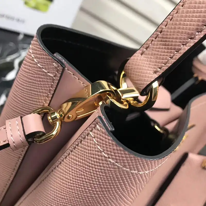 Pra*a bags 1907bp0025