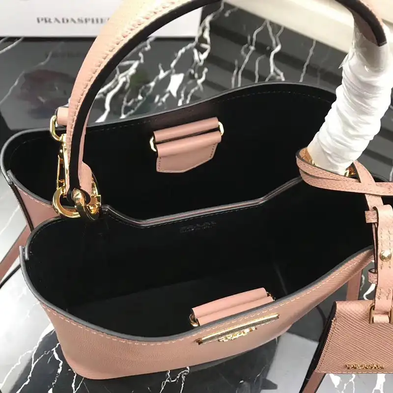 Pra*a bags 1907bp0025