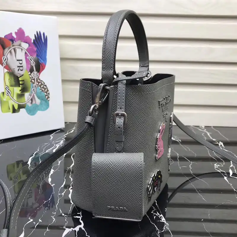 Pra*a bags 1907bp0054