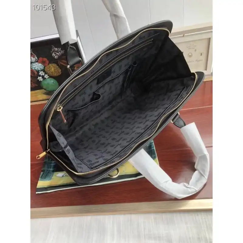 G*u*i bags 1910bb0082