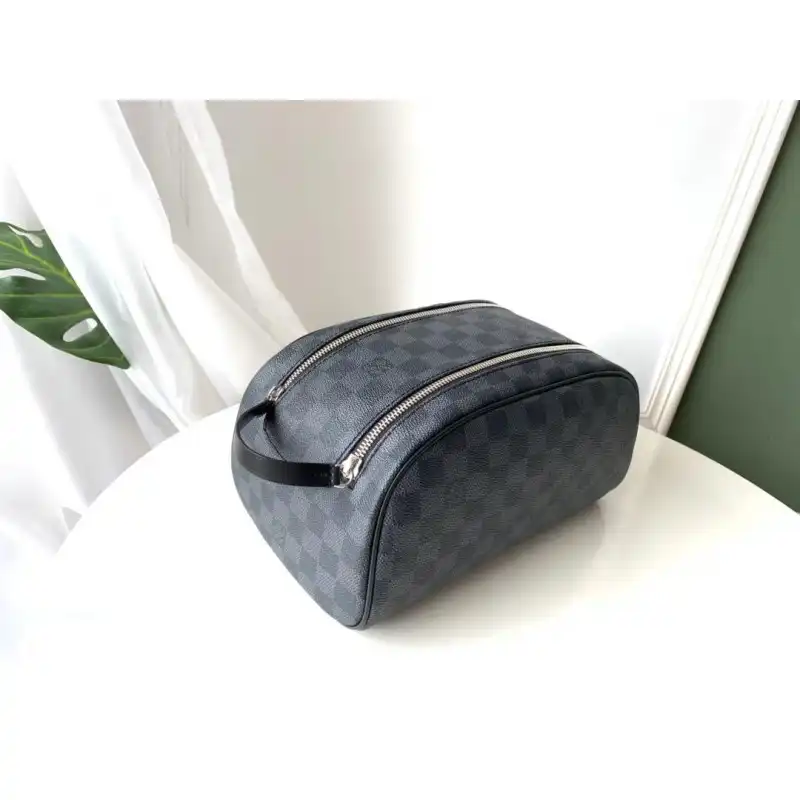 LV Bags 19B5790044