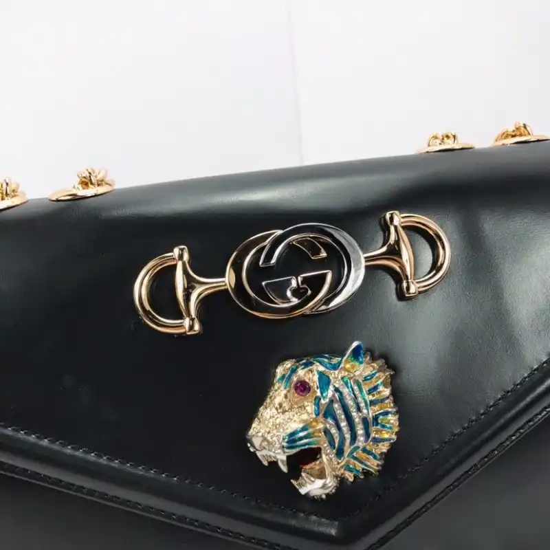 G*u*i bags 19b57b0021
