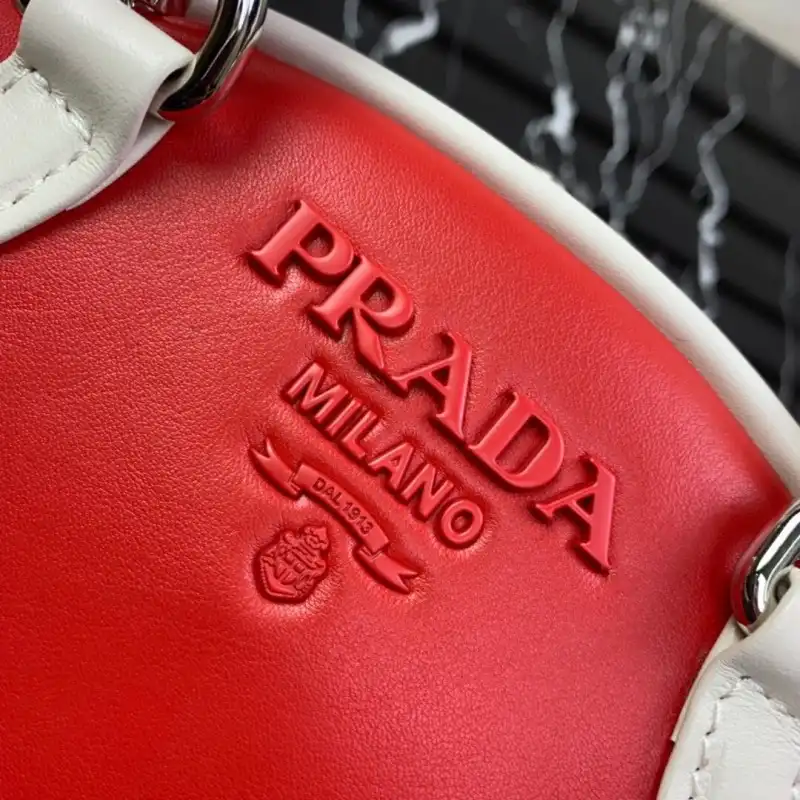 Pra*a bags 19b57b0065