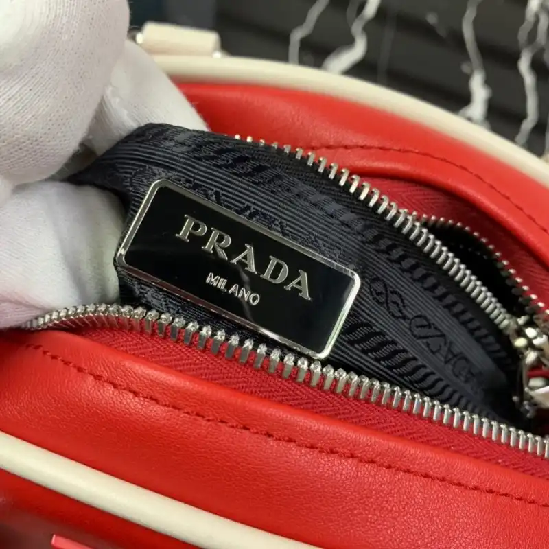 Pra*a bags 19b57b0065