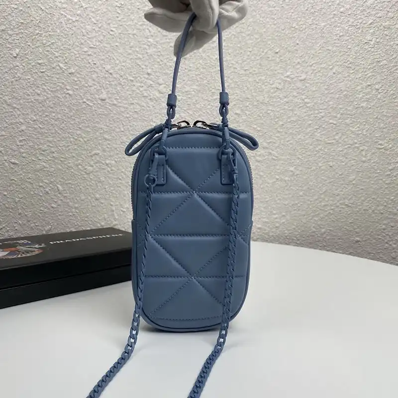 Pra*a bags 204b570049