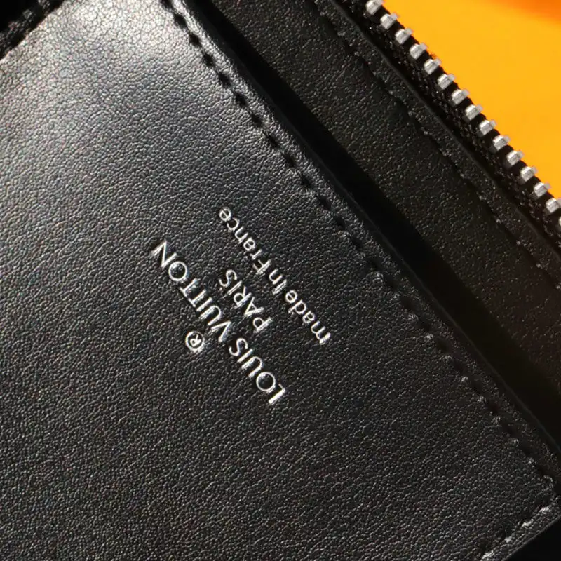LV Bags 2104DJ0063