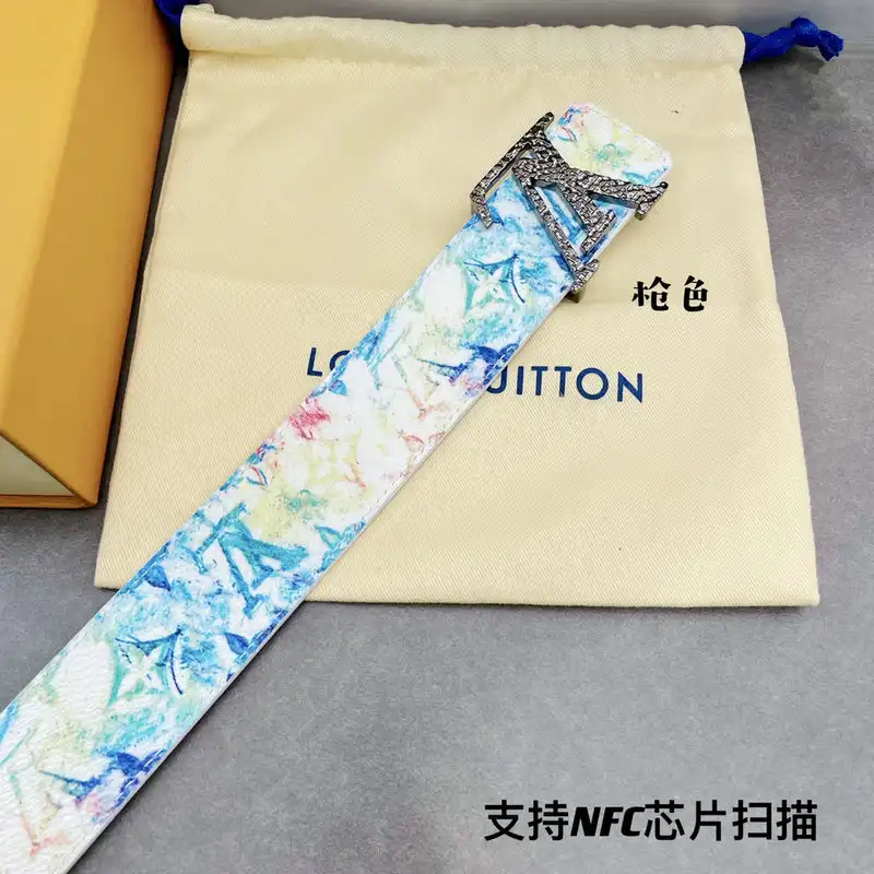LV Belts 2104XF0009