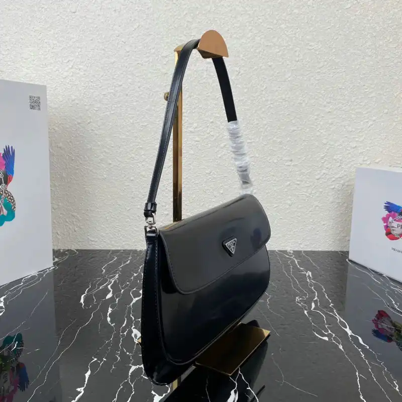 Pra*a bag 2109ya0137