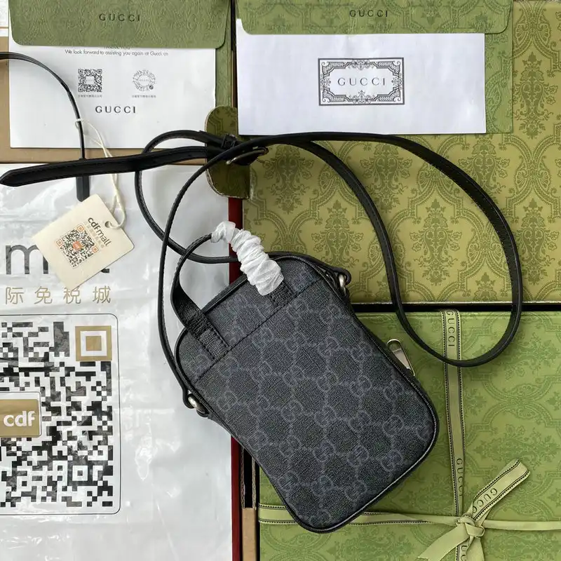 G*u*i bags 2110ya0072