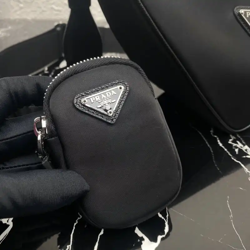 Pra*a bags 2112dj0097