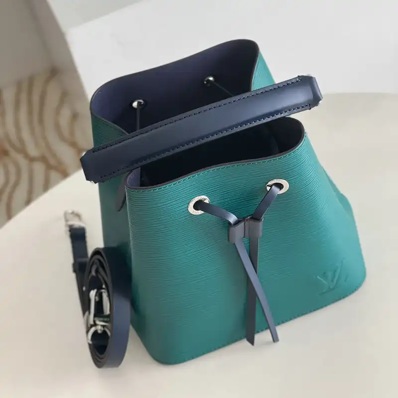 LV Bag 2112YA0042