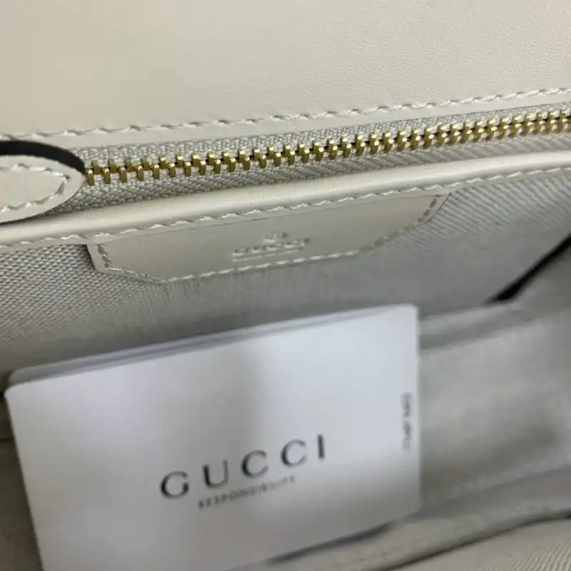G*u*i bag 2112ya0058