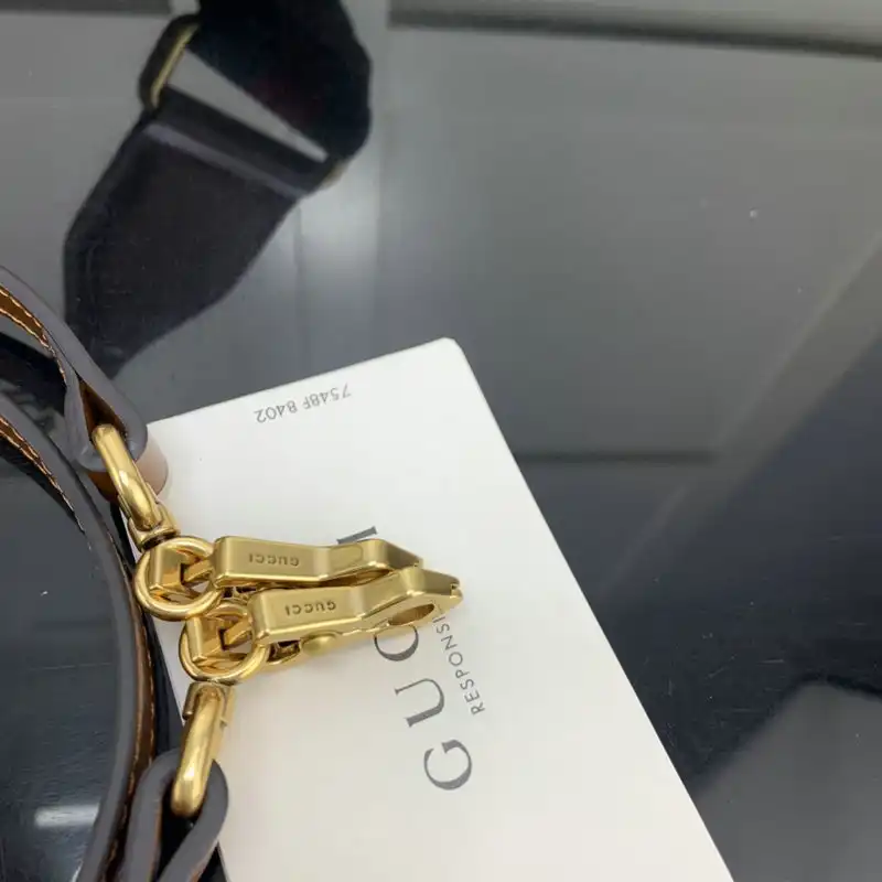 G*u*i bag 2112ya0062