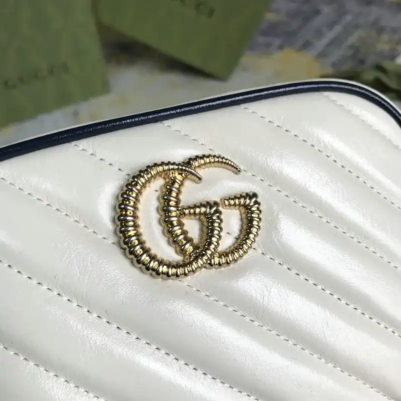 G*u*i bag 2201dj0028