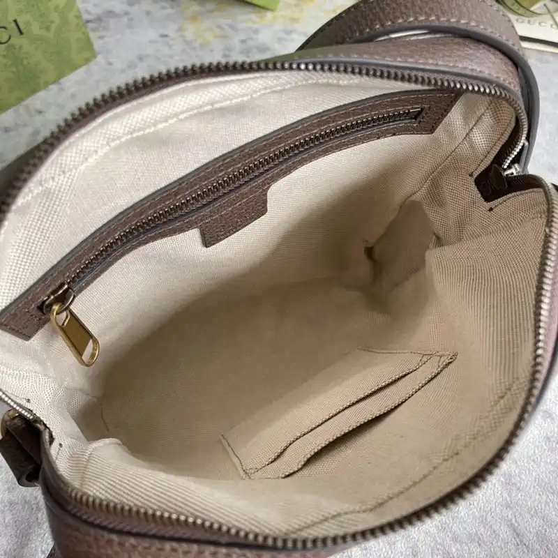G*u*i bag 2201dj0046