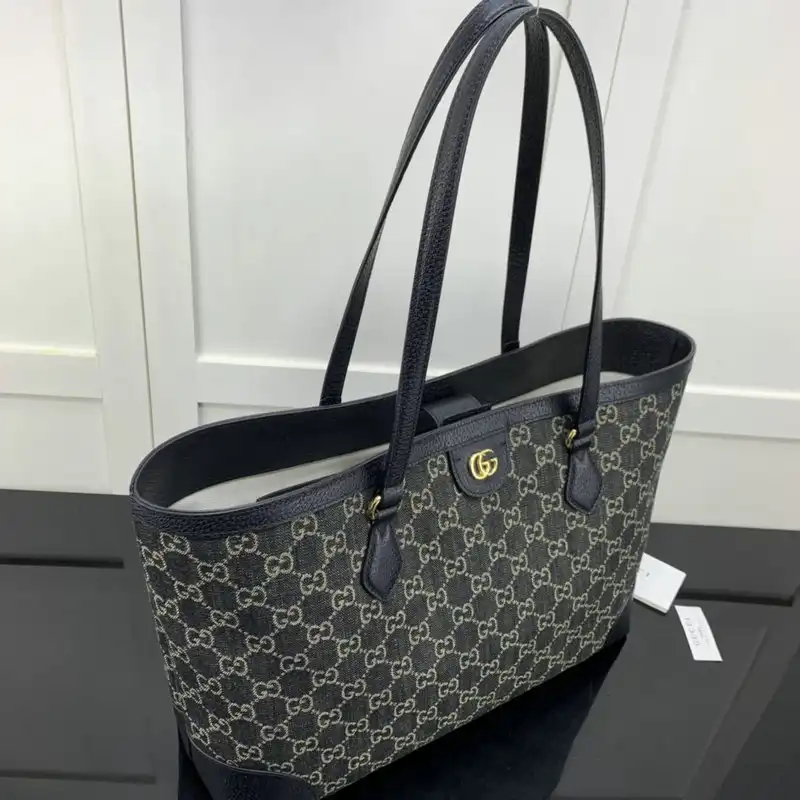 G*u*i bag 2204ya0014