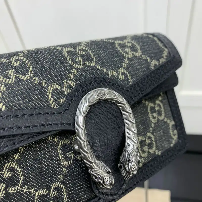 G*u*i bag 2204ya0031