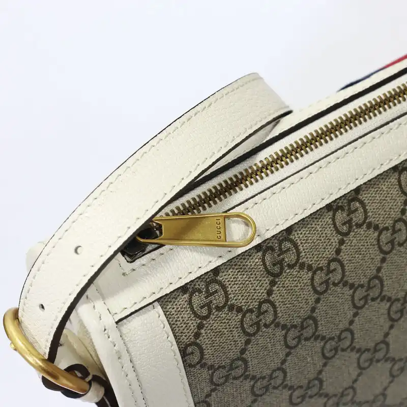 G*u*i bag 2205dj0010