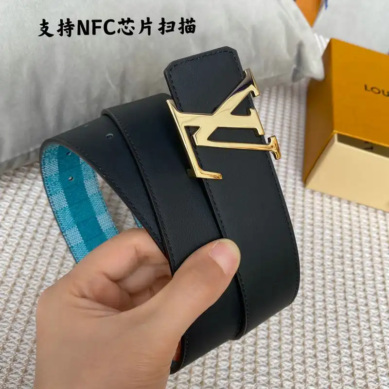 LV Belts 2207XF0094