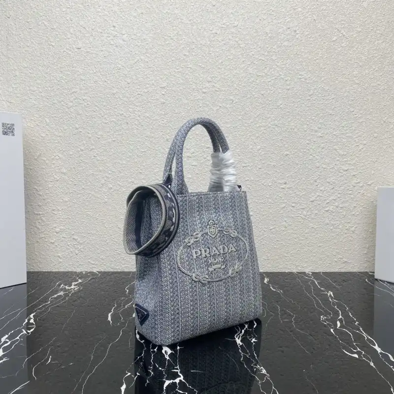 Pra*a bag 2209yz0090