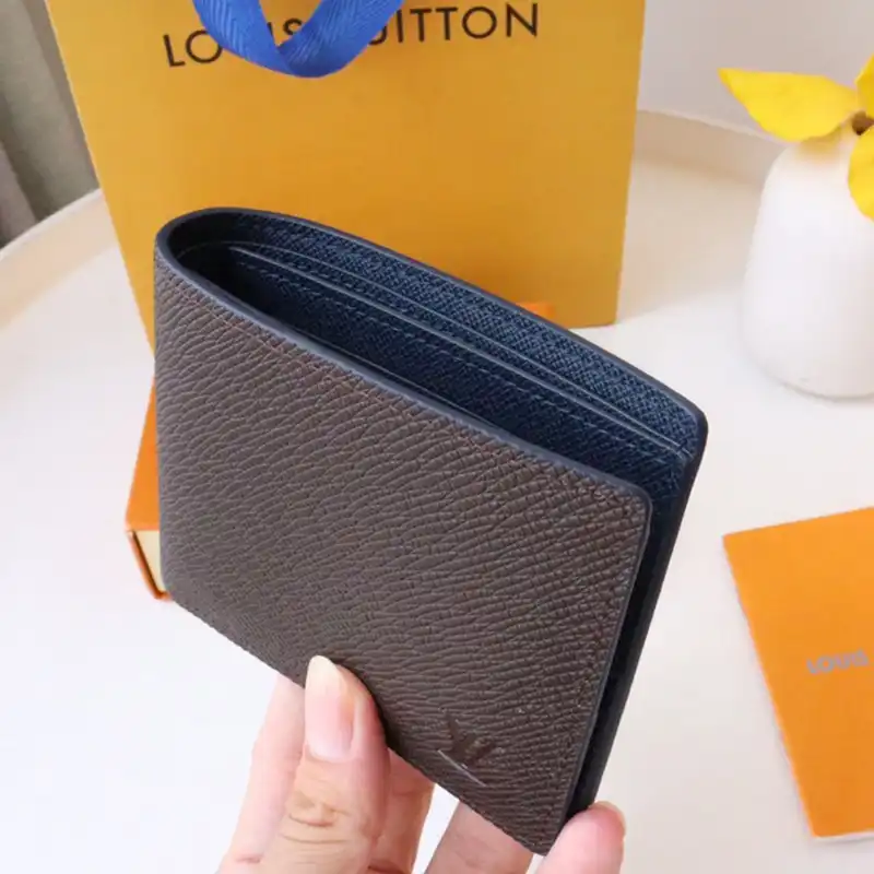 LV Bag 2211DJ0009