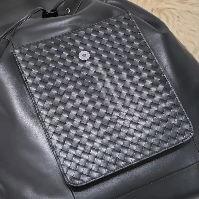 bo*te*ga Ve*ne*ta bag 2212yz0048