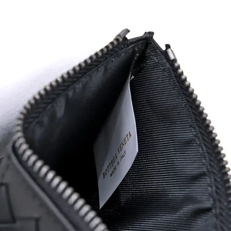 bo*te*ga Ve*ne*ta bag 2212yz0058