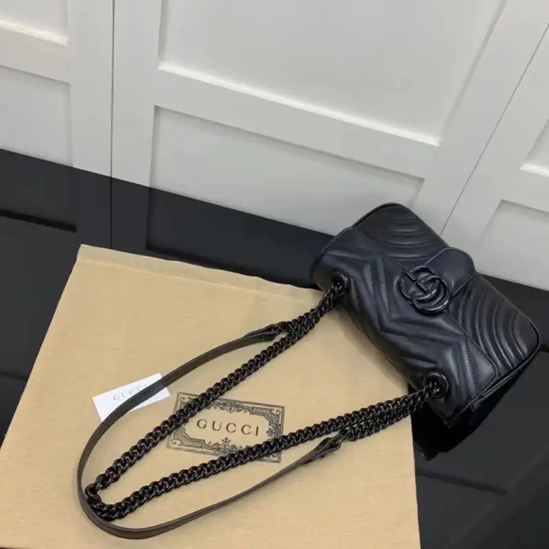 G*u*i bag 2303ht0001