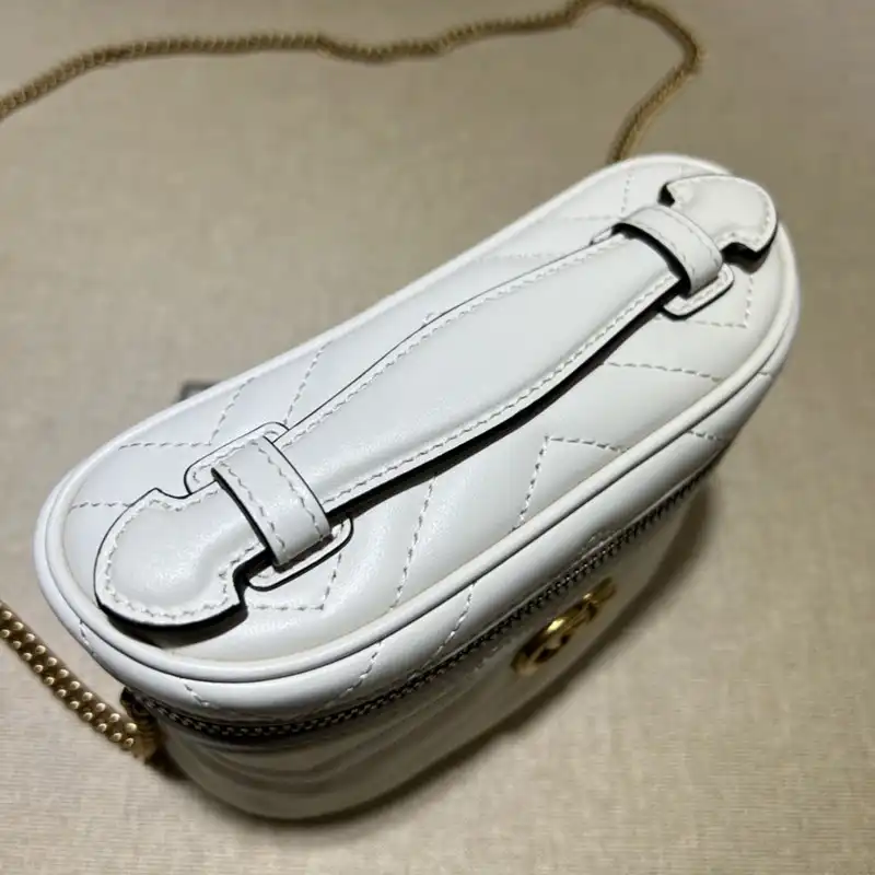 G*u*i bag 2304ya0087