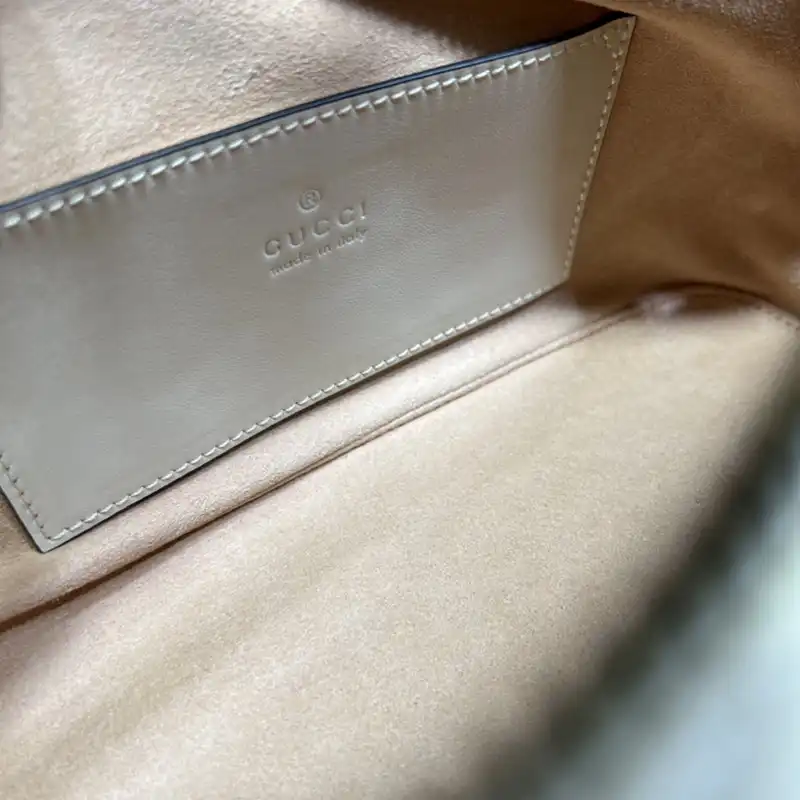 G*u*i bag 2304ya0090