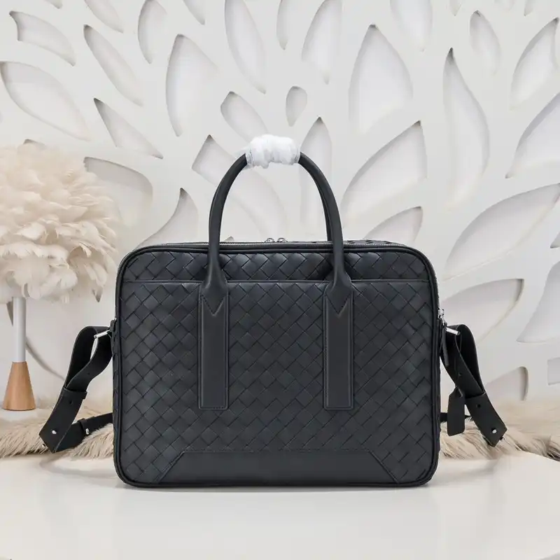 bo*te*ga Ve*ne*ta bags 2401ya0103